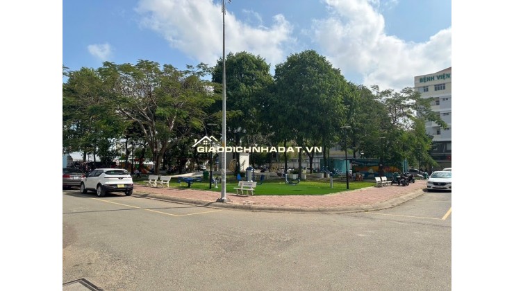 BÁN ĐẤT VIP QUẬN 2 - GẦN BV LÊ VĂN THỊNH